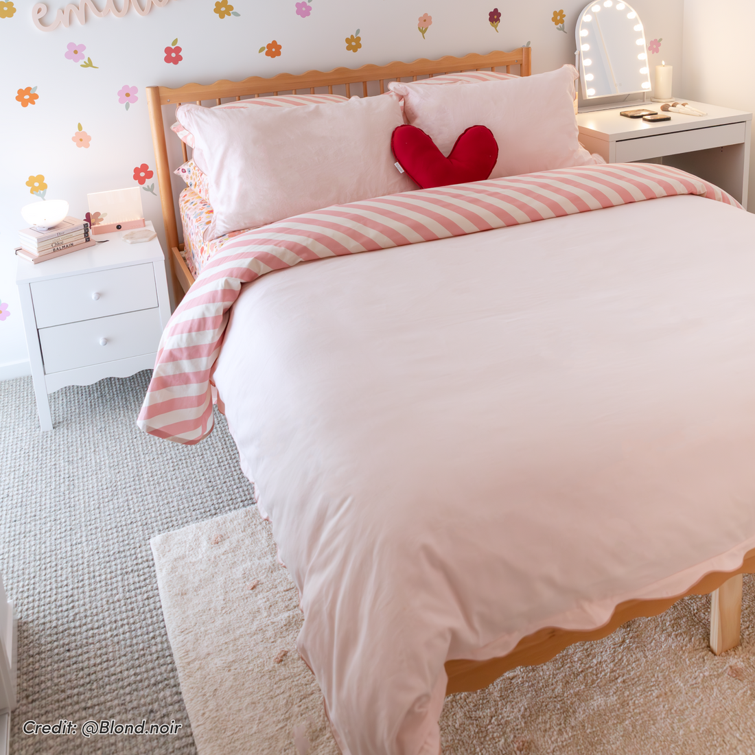 Evara Double Hardwood Scalloped Bed Frame in Natural