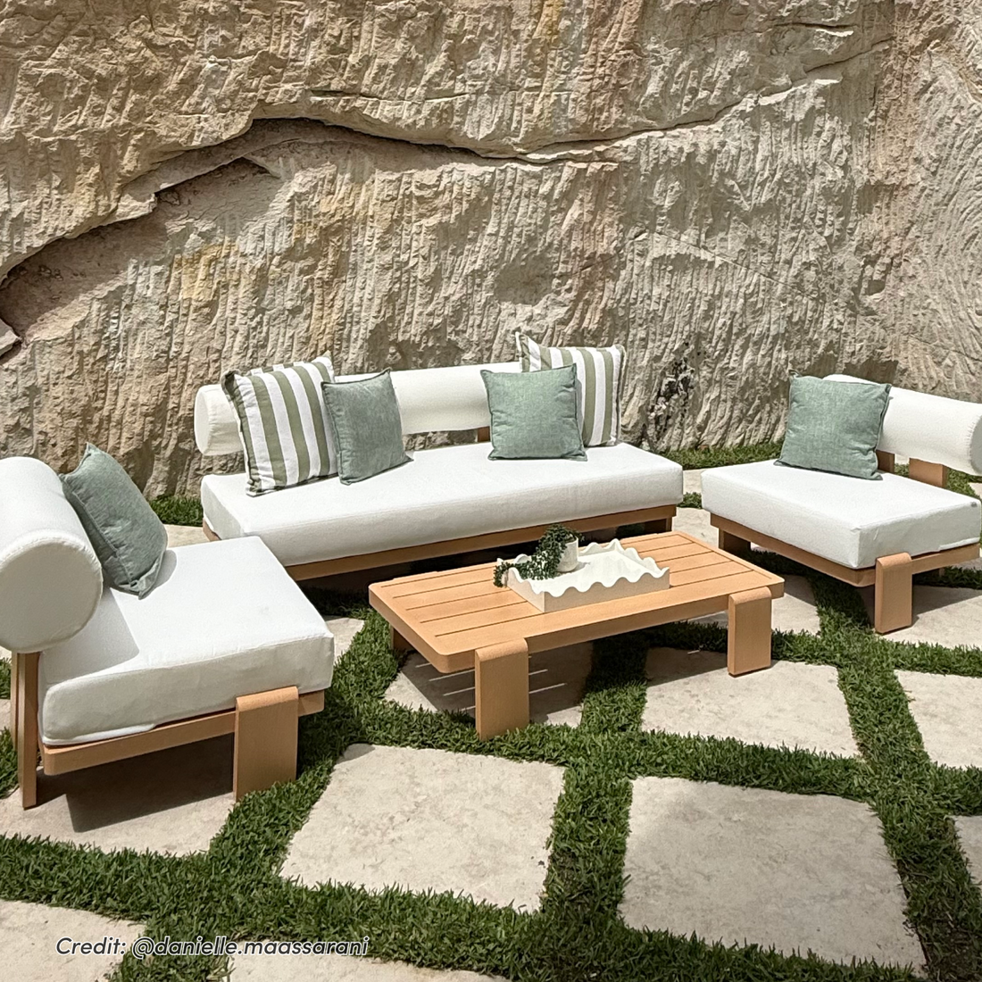 Modica 5 Seater Aluminium Outdoor Sofa Set in White